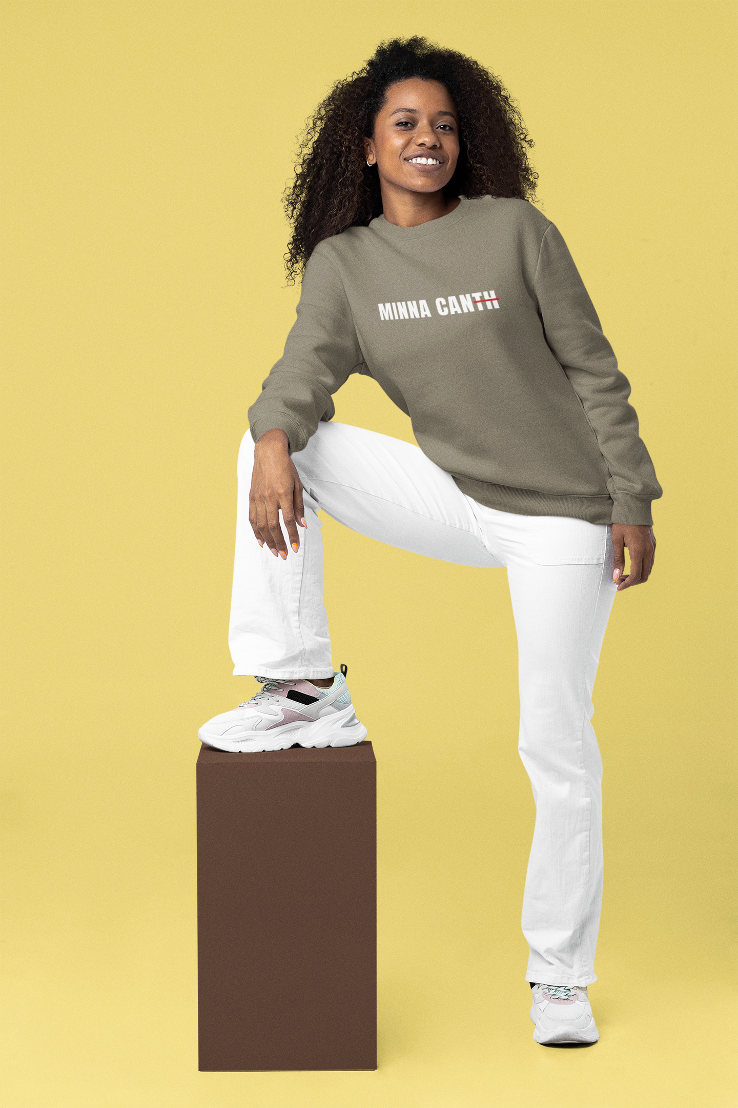 MINNA CAN Sweatshirt made in Empowr studio